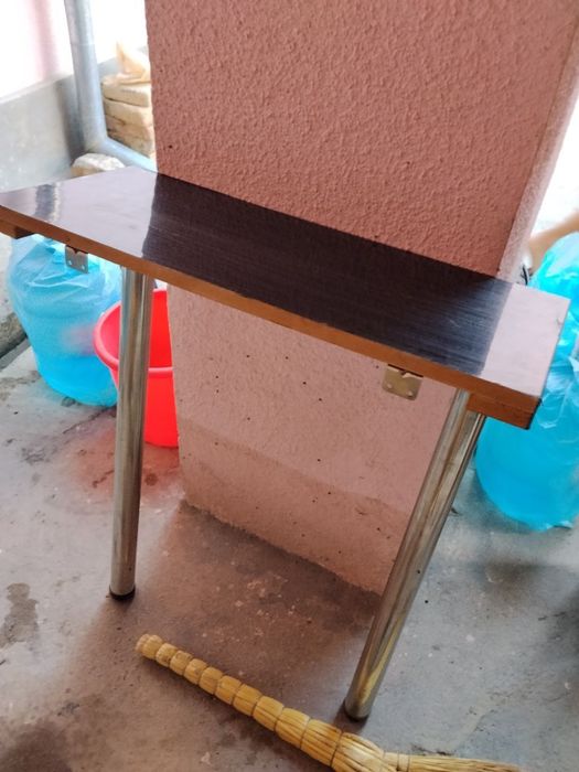 Sartaroshlar uchun polni mebel