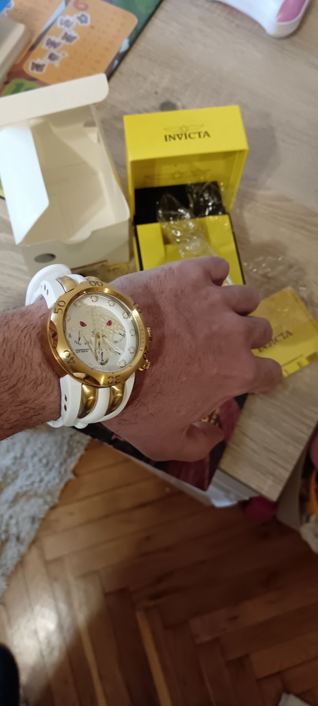 INVICTA Venom Model 28389