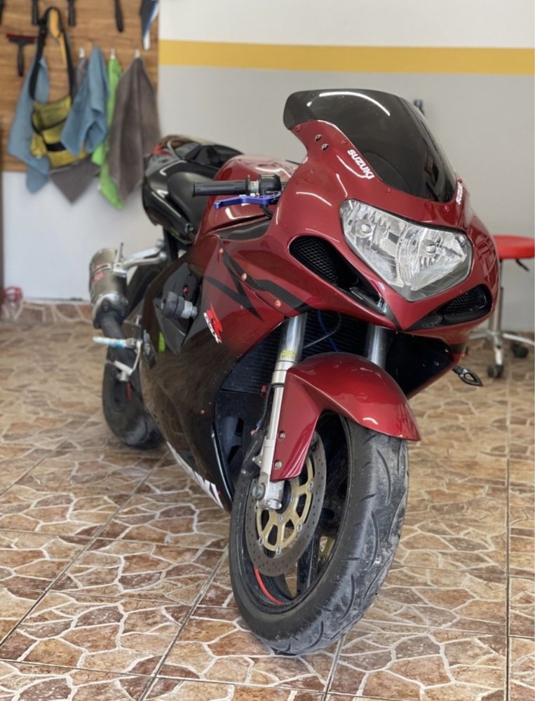 Suzuki GSX-R 750