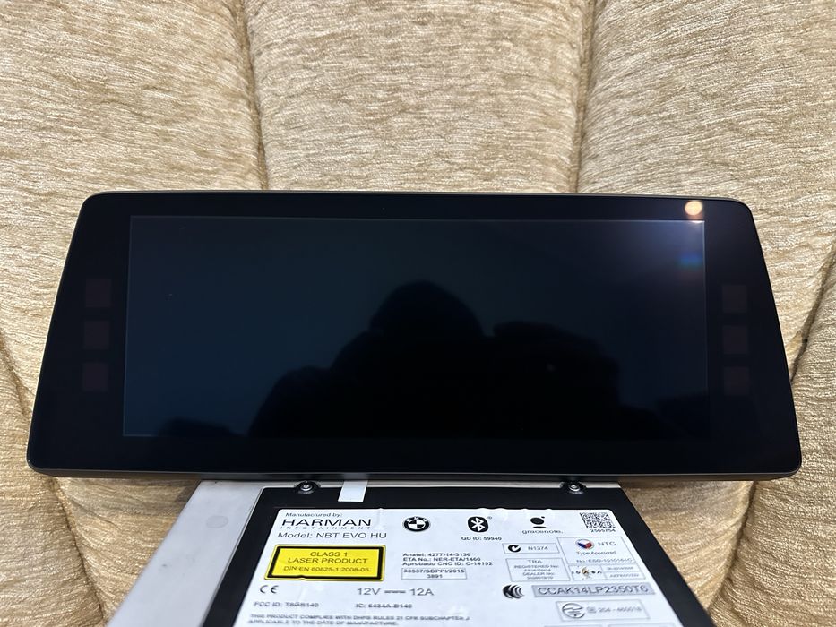 Navigatie BMW Seria 5 G30, G31 : Display / Unitate / Joystick