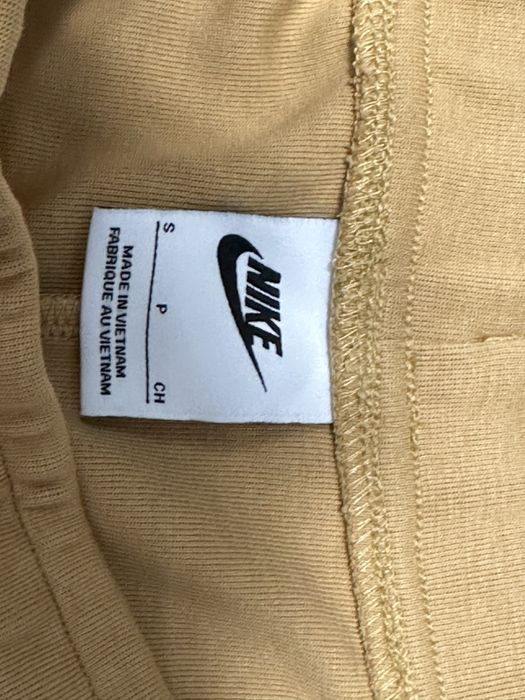 Pantaloni Nike Tech Fleece mărimea S – Bej – noi fără etichetă,