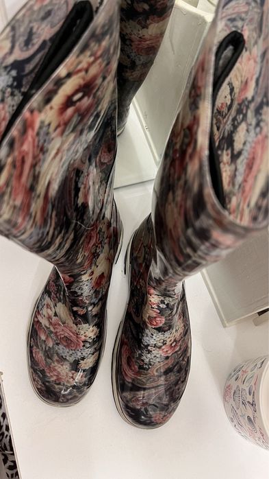 Продам резиные сапоги