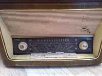 Radio stereo cu lampi/tuburi vintage