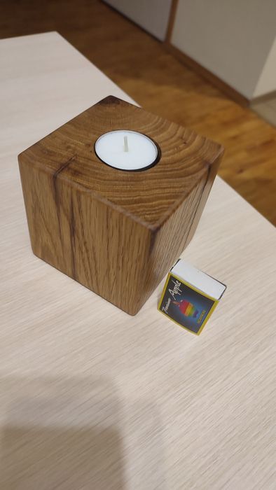 Свещник  от естествено дърво