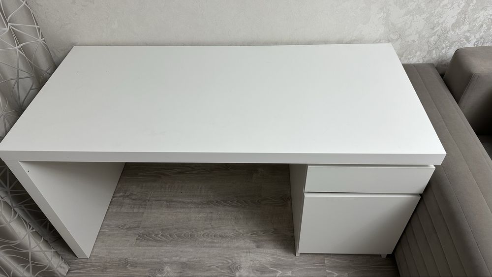 Икеа письменный стол мальм