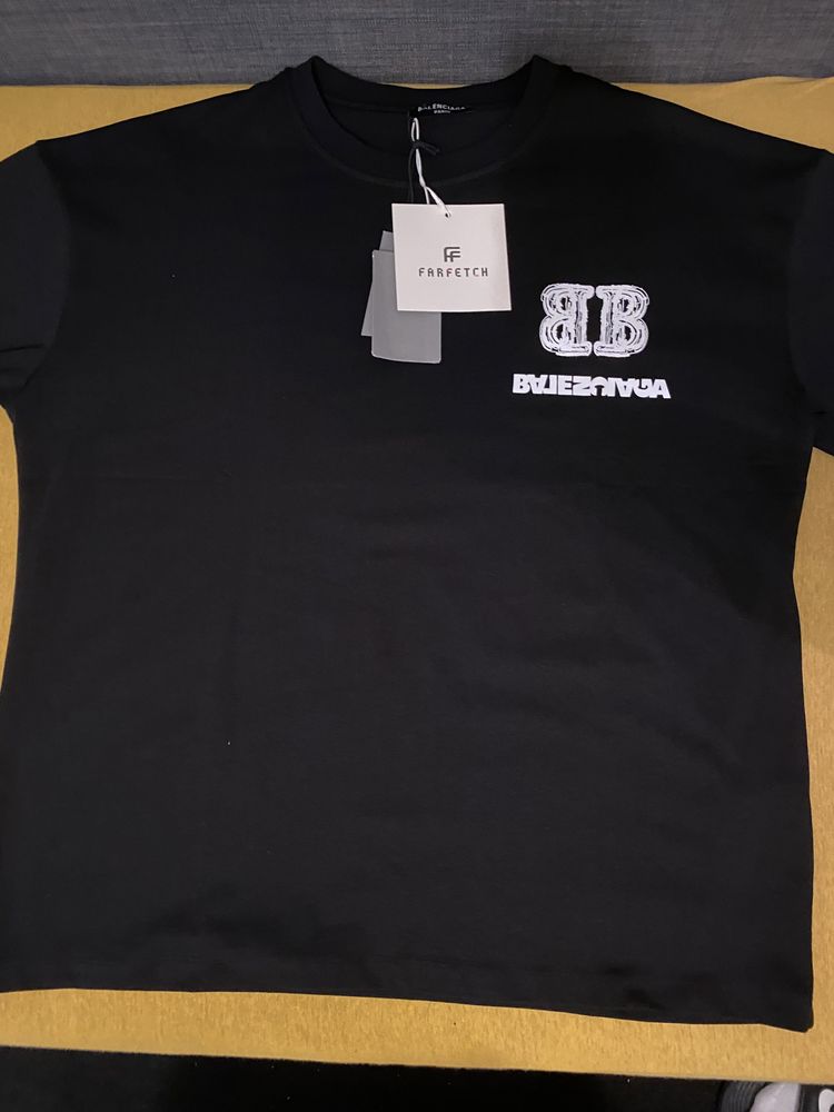 Tricou Balenciaga calitate superioara