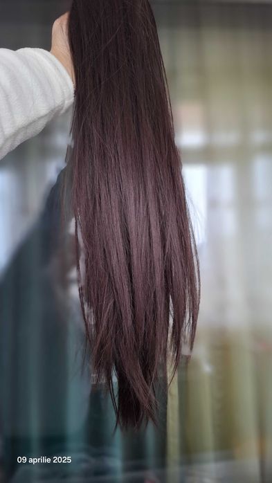 Coada din par natural cu cleste