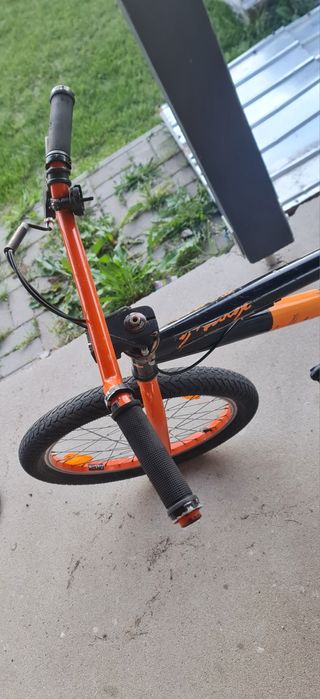 Bicicletă ee vânzare.