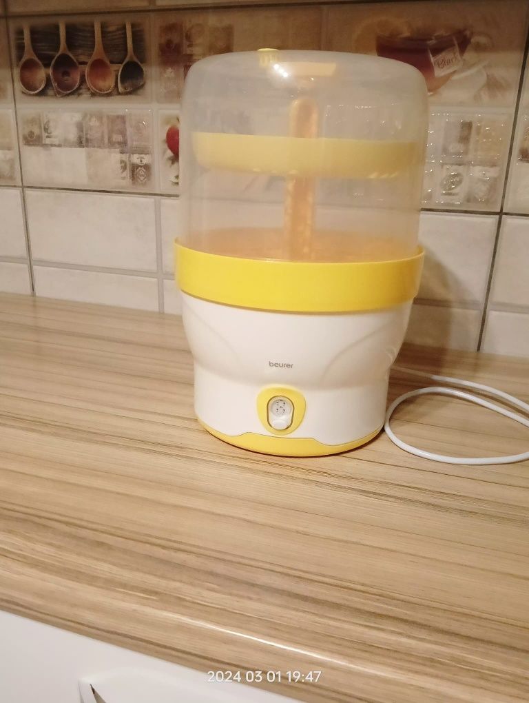 Sterilizator cu aburi Beurer