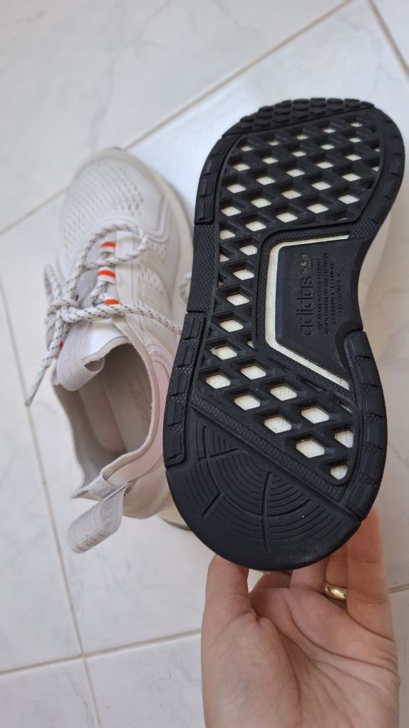 adidas NMD_V3
Ftw White/ Core Black/ Grey One