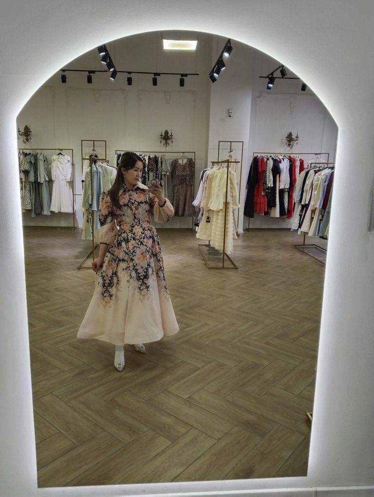 Су жаңа көйлек сатылады