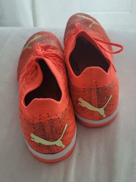 Ghete fotbal puma sintetic