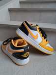 Nike Air Jordan 1 low Taxi