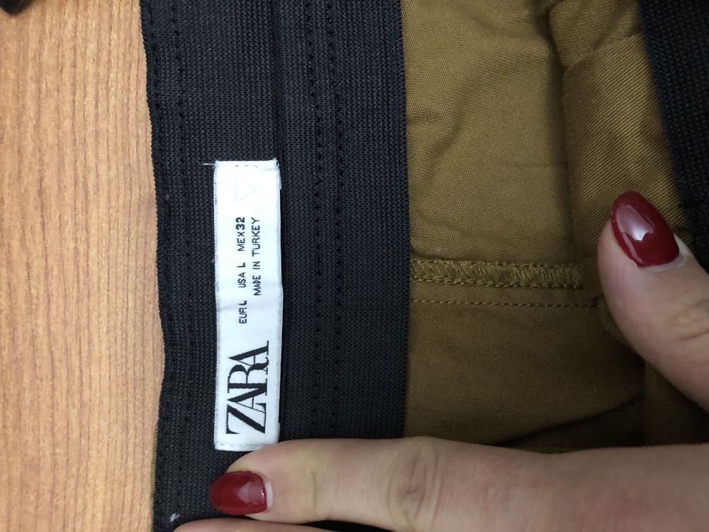 Pantaloni barbati /M/ Zara