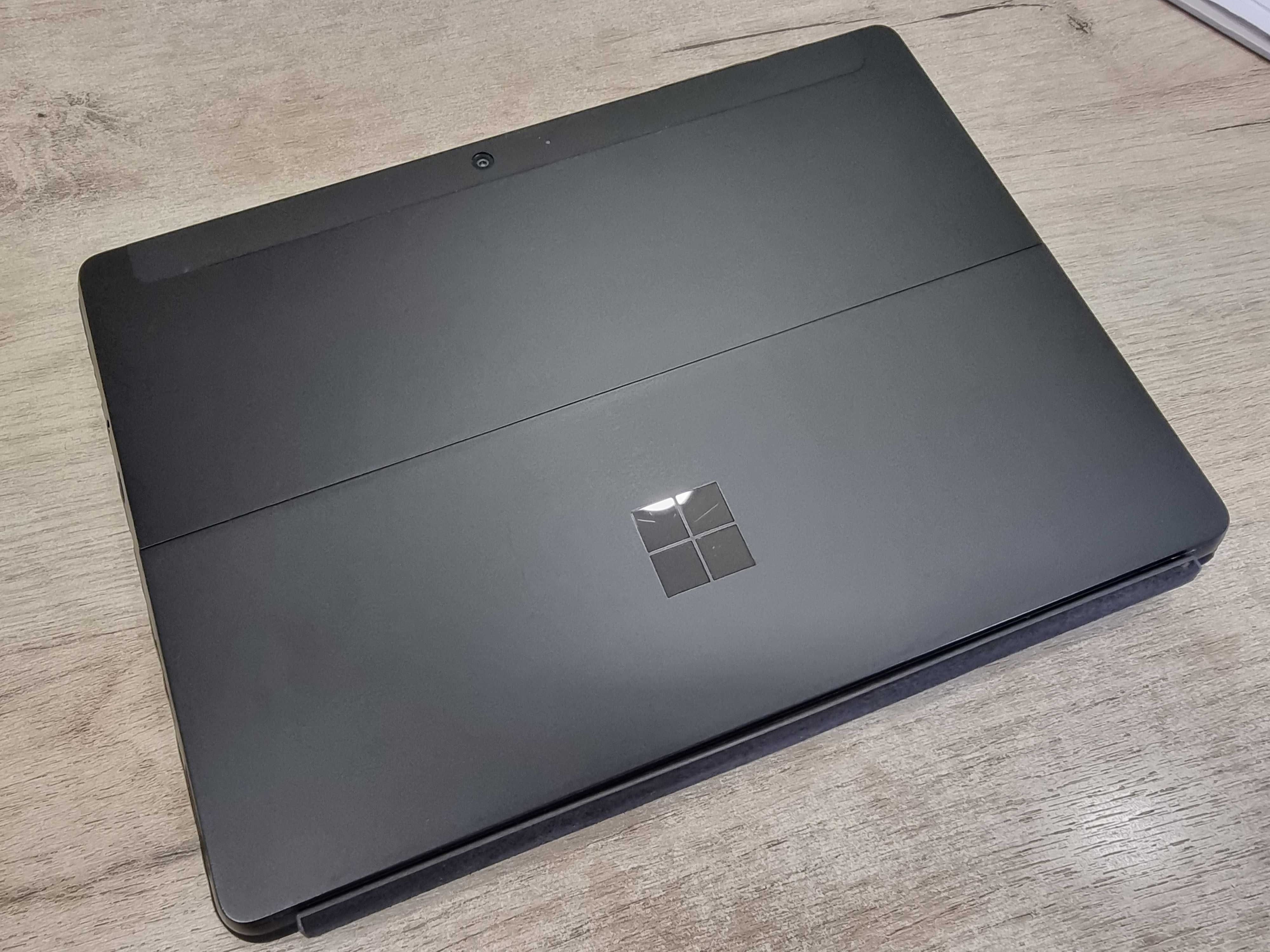 Таблет Microsoft Surface GO 3, 10.5"