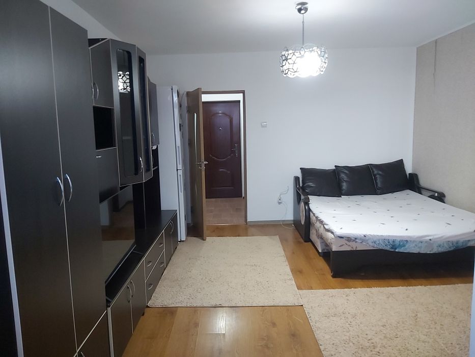 Garsoniera moderna in Craiovie / Kaufland