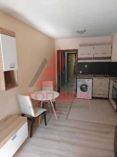 Дава се под наем Двустаен апартамент в Варна, Завод Дружба - 65 кв.м за 459 € - Снимка #1