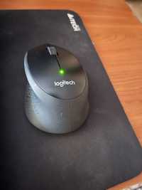 Mouse Logitech model M330