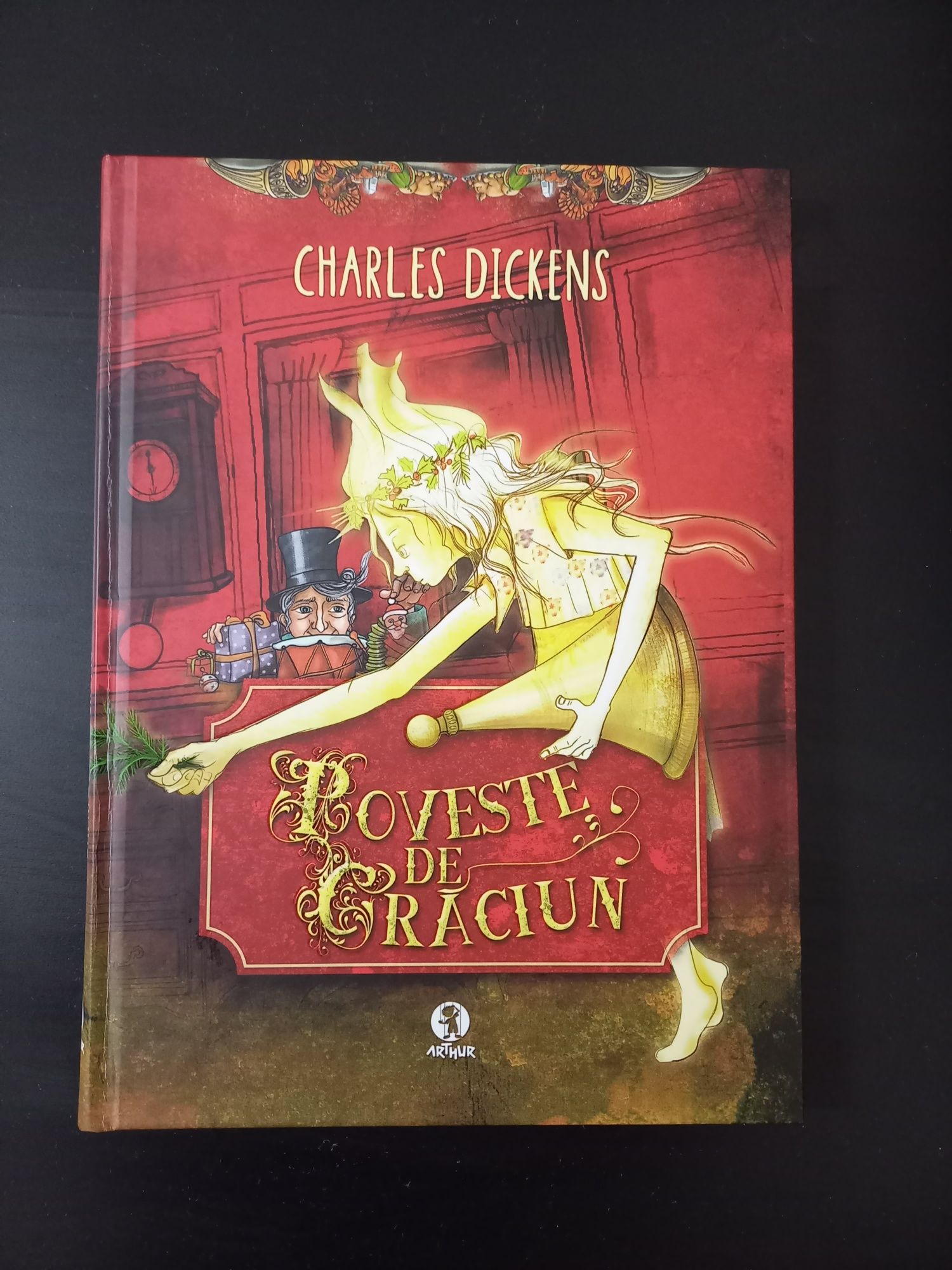 Raritate! Carte Charles Dickens/Poveste de Craciun