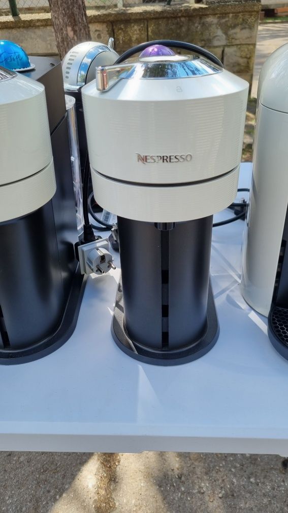 Кафемашини Nespresso vertuo next
