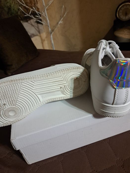 Дамски маратонки