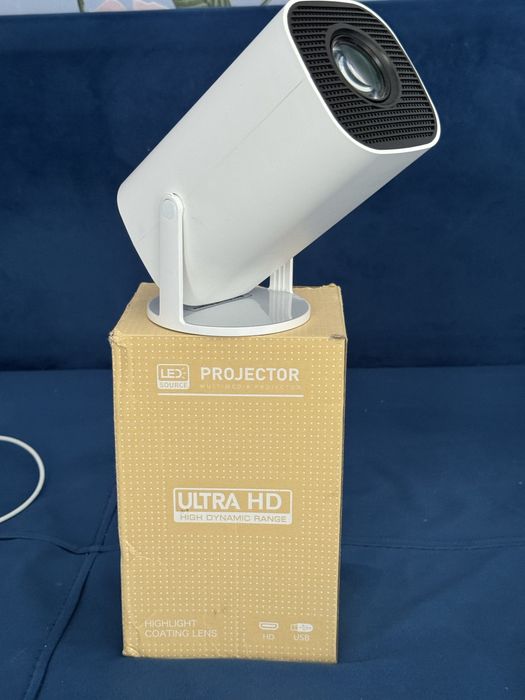 проектор сатылады срочноо қәзір алп кетем десеңдер беріп жіберем