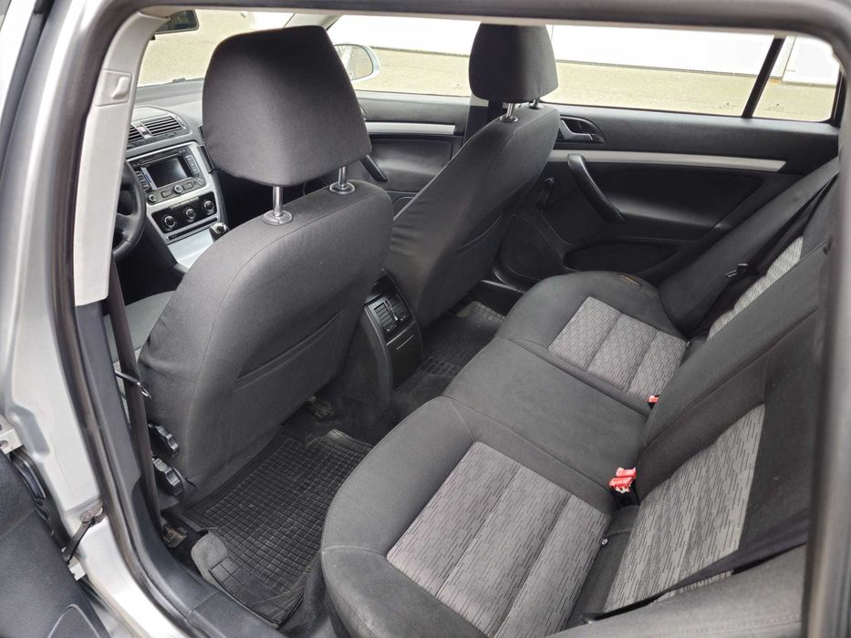 Skoda octavia 2 facelift - euro 5 - navigatie - full option