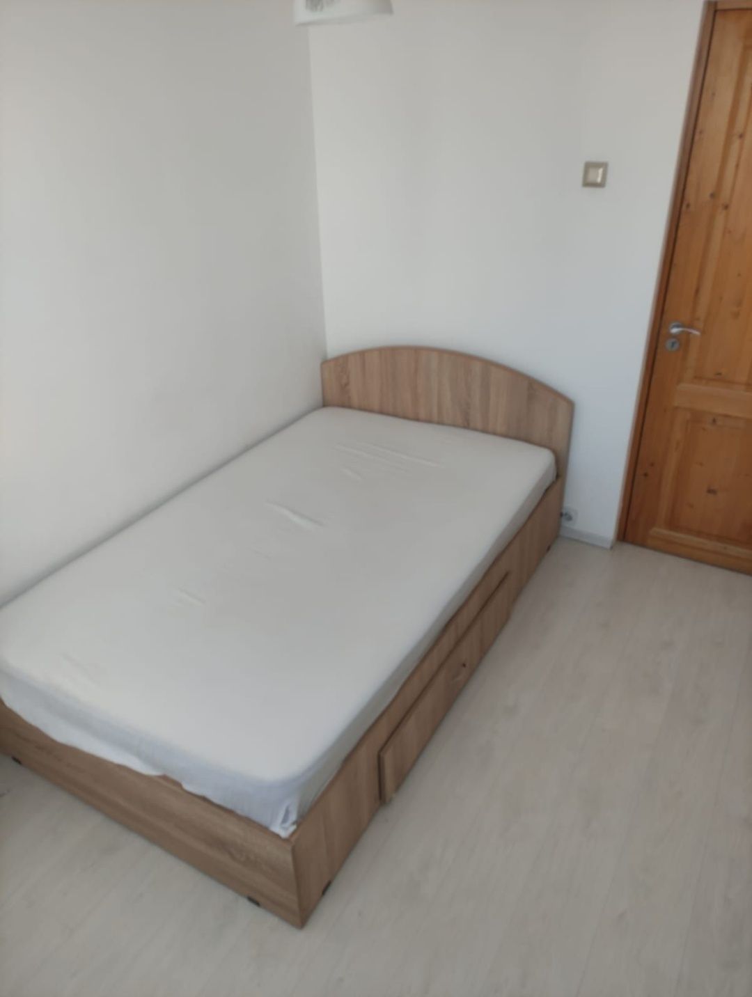 Apartamentul 3 camere zona Mihai Bravu