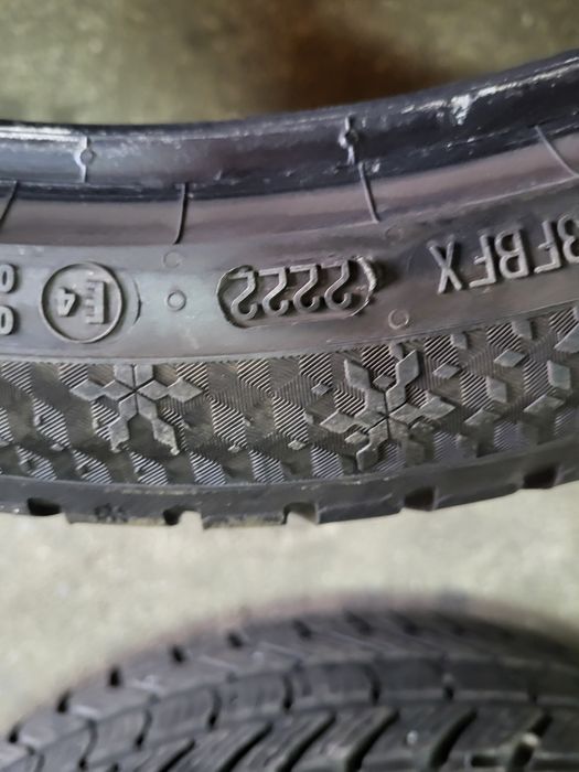 2 anvelope 225 40 R 18 Continental iarna