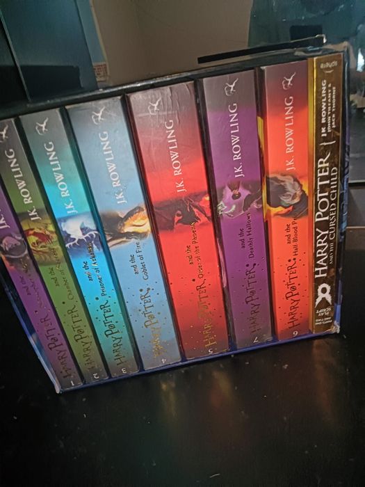 все части Гарри Поттер на английском