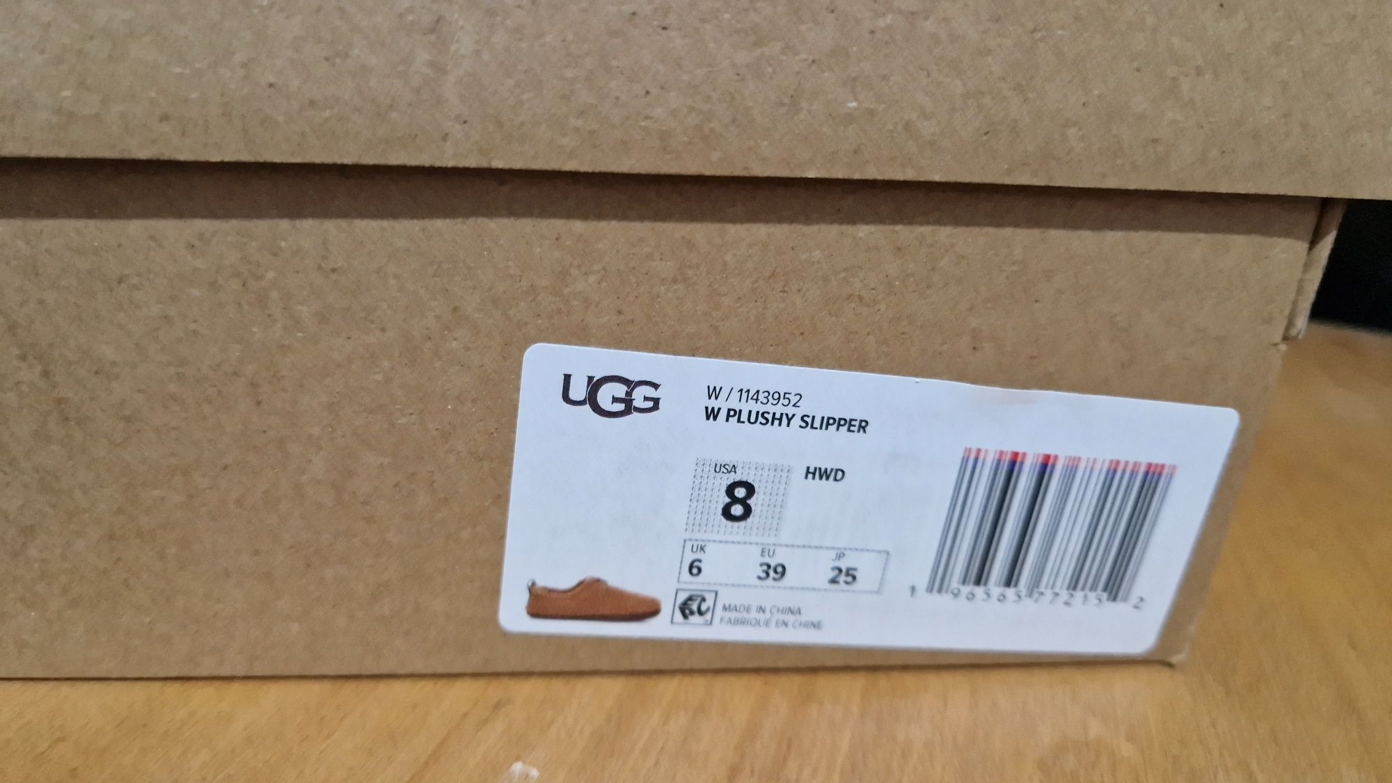 UGG Plushi Slipper