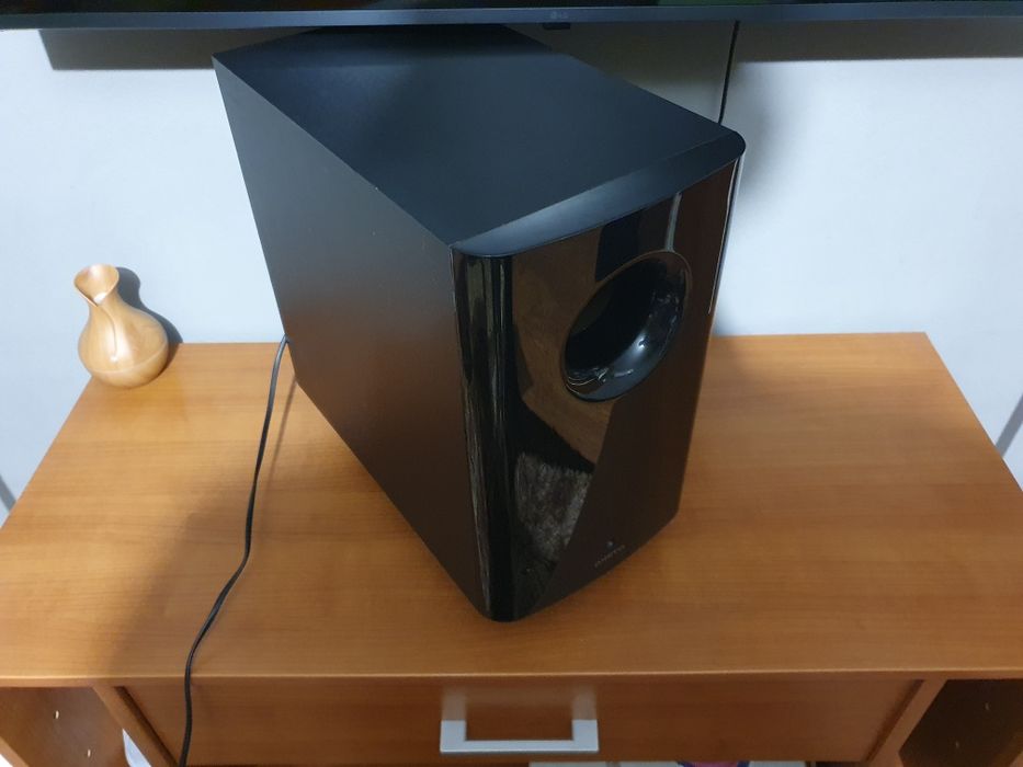 Vând subwoofer onkyo