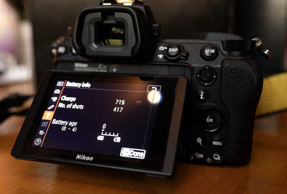 Продавам Nikon Z6II + батерия + зарядно