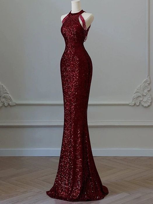 Красное платье как на фото но с разрезом