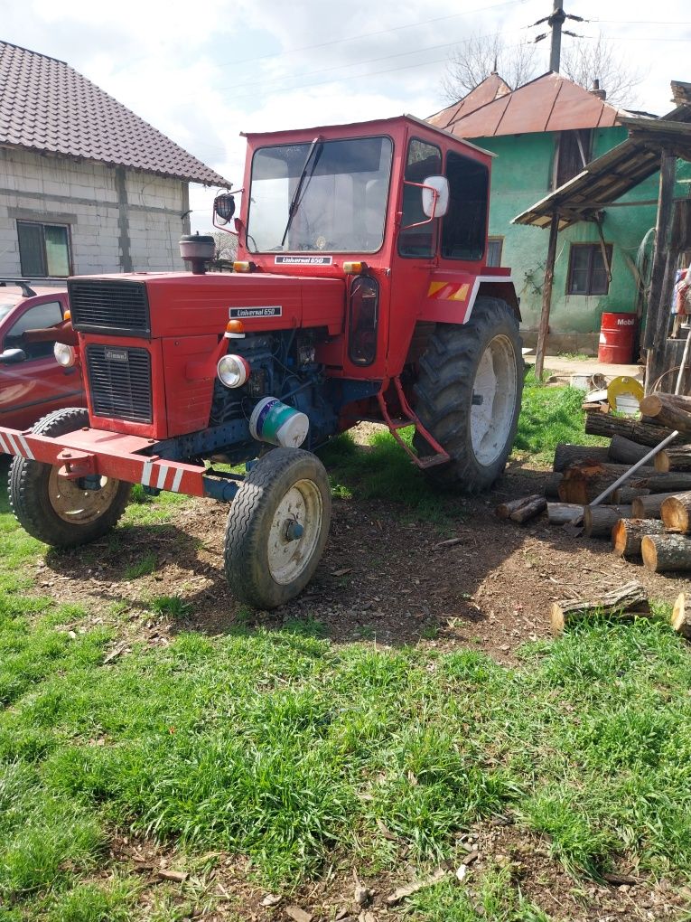 Vând tractor UTB 650
