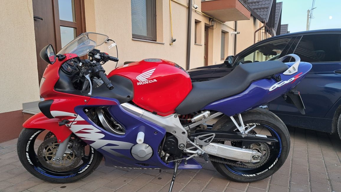 Honda cbr 600 f4