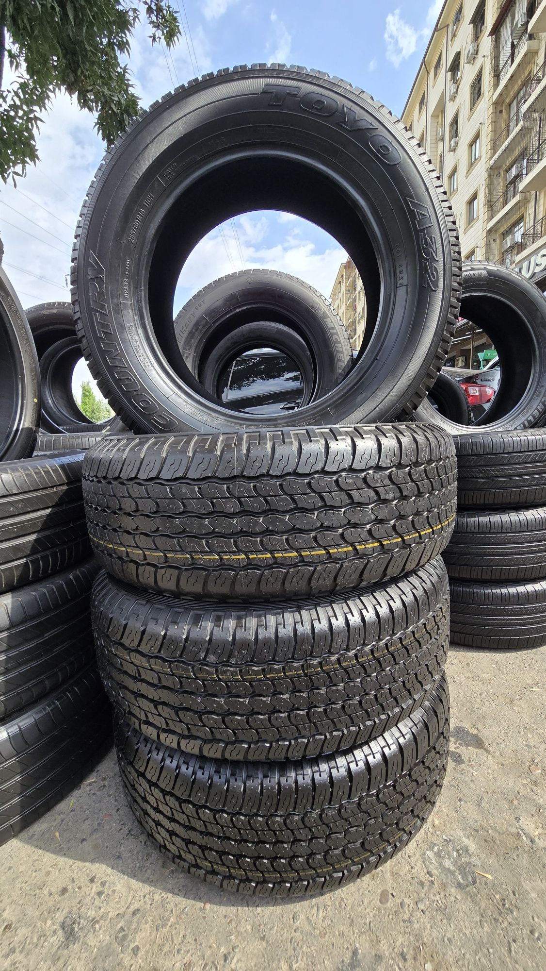 265/60/R18 toyo balon
