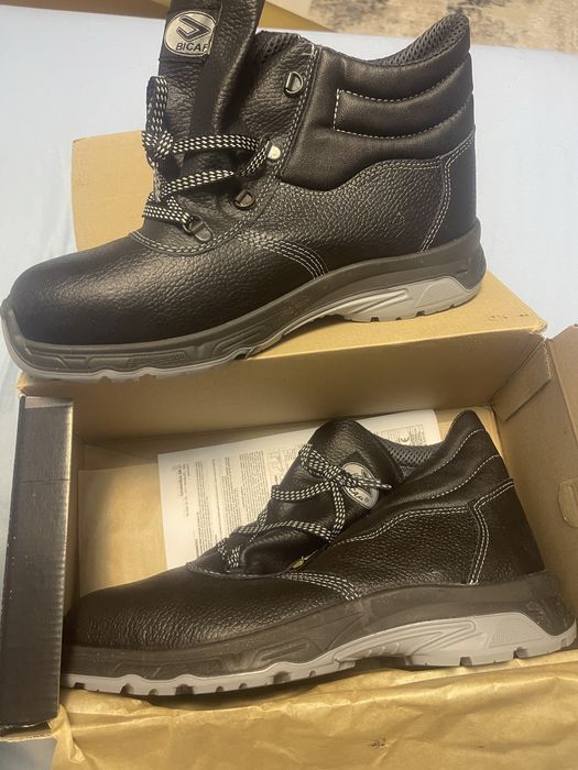 Bocanci iarna echipament de lucru