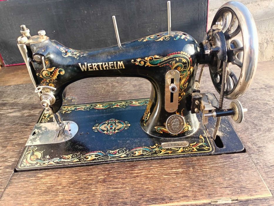 Mașina de cusut, marca Wertheim Frankfurth
