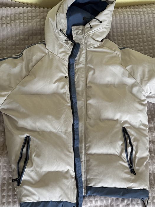 продам демосезонную куртку