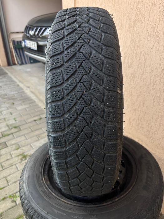 Jante + anvelope iarna 165 70 R14