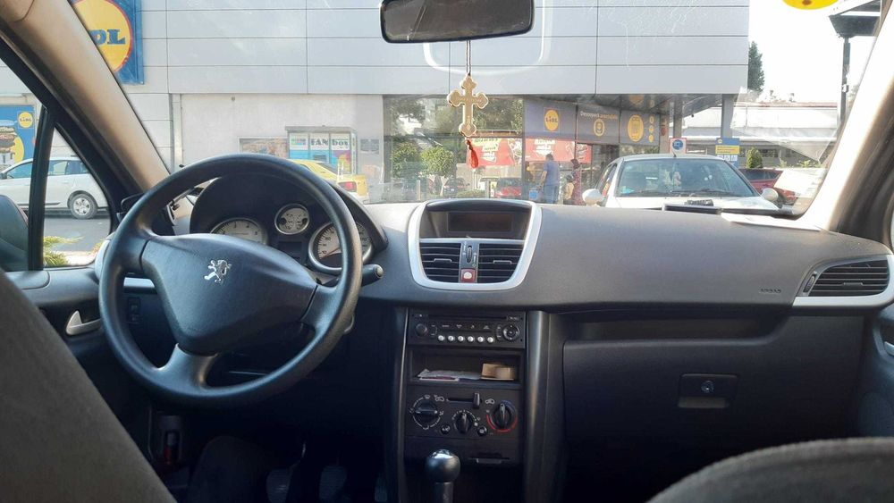 Vand Peugeot 207, an 2007,  benzină, mașină personală