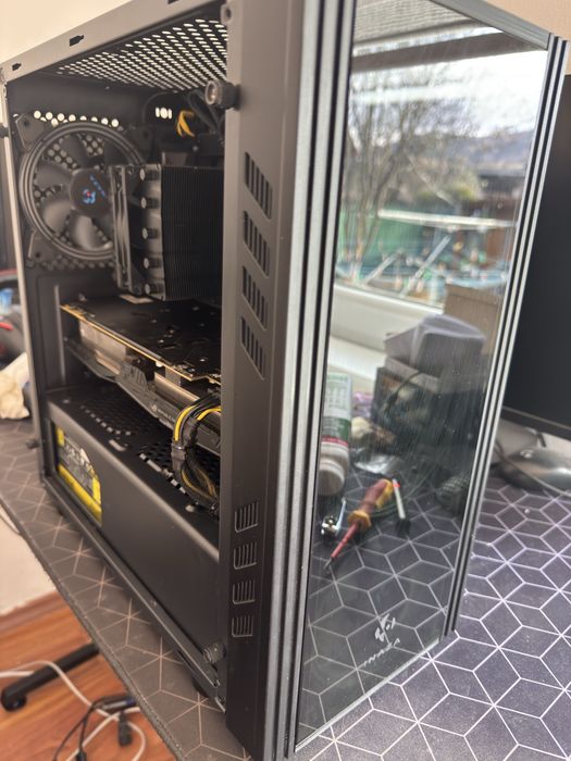 Pc gaming procesor I5 11400f placa video 1650 4gb 16gb ram