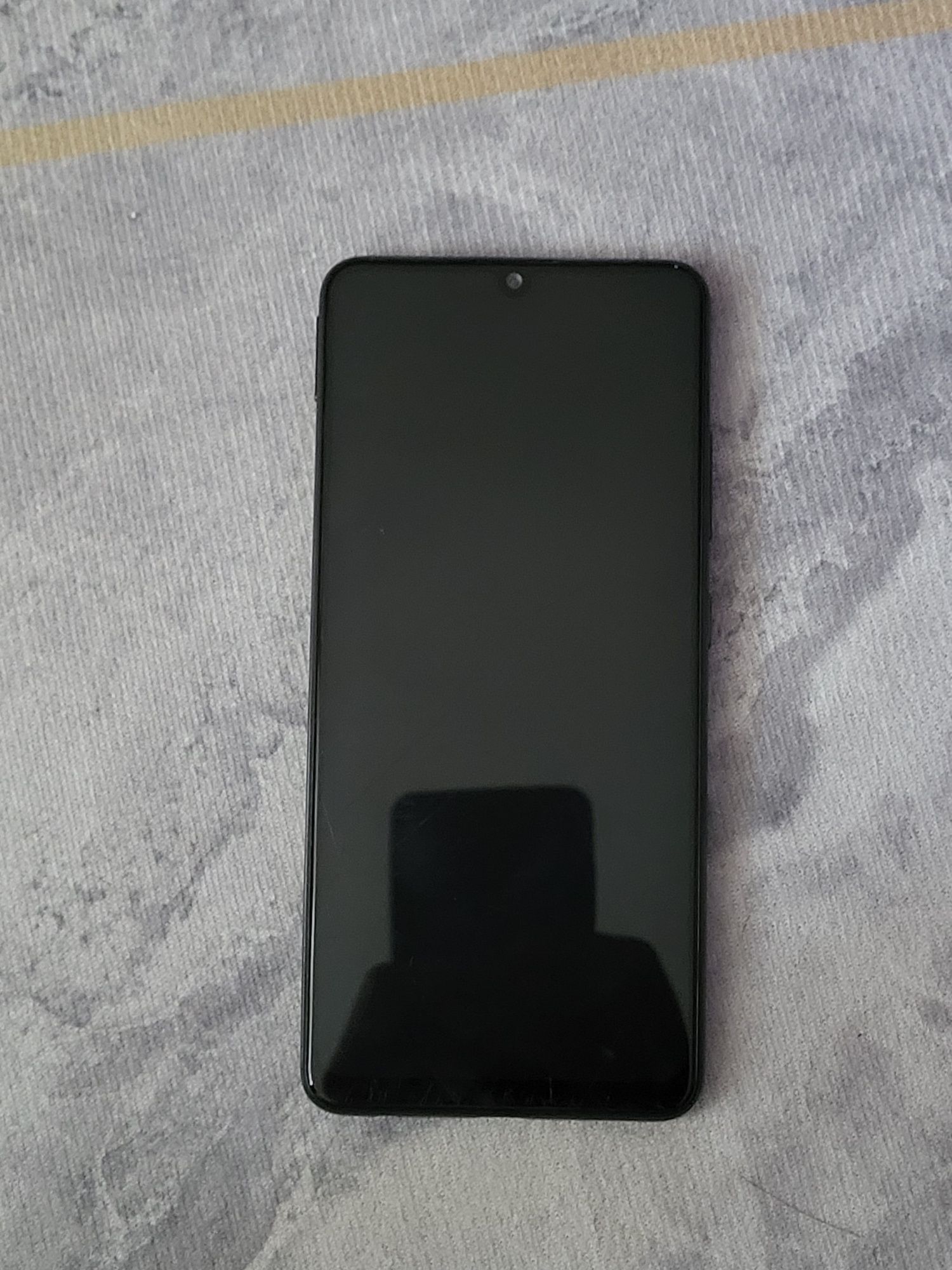 Айфон 11,Galaxy A32.