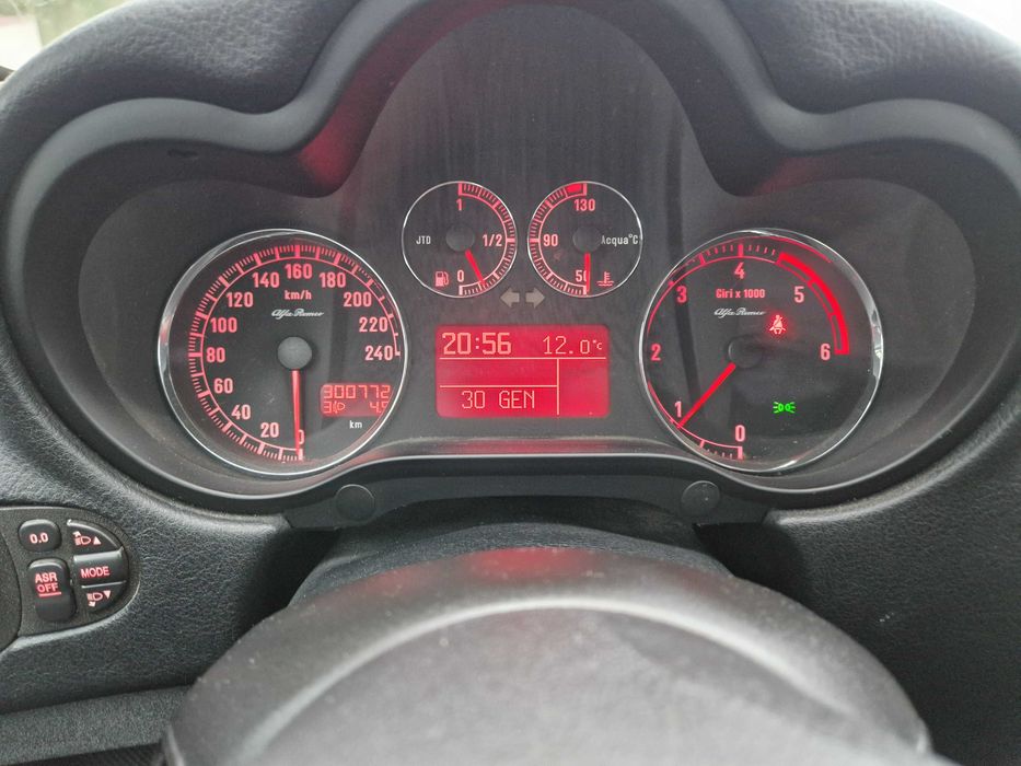 De vanzare Alfa Romeo 147