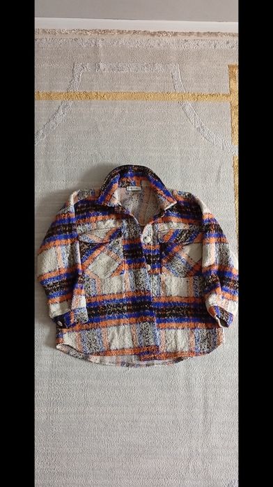 Продам женскую куртку.