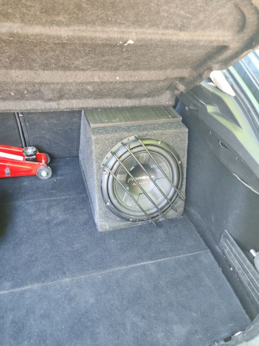 Schimb amplificator și subwoofer