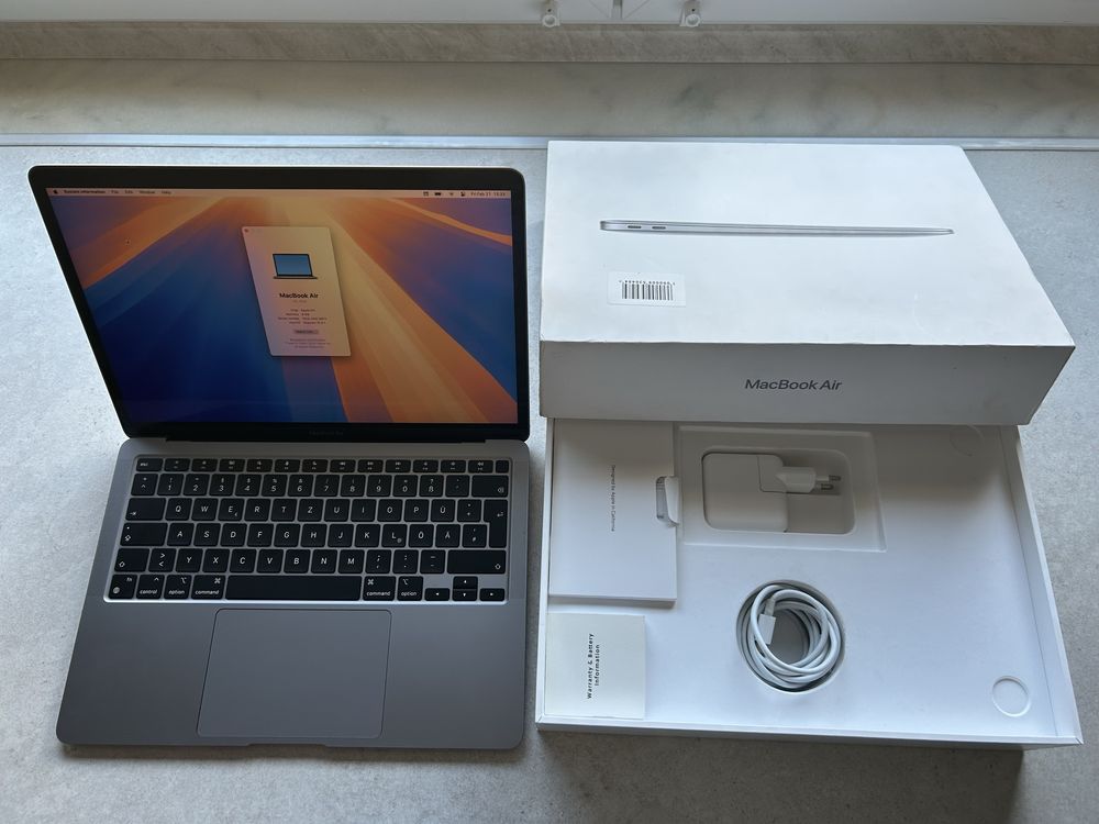 Apple MacBook Air 2020 M1, 256GB, 8GB , 100% baterie