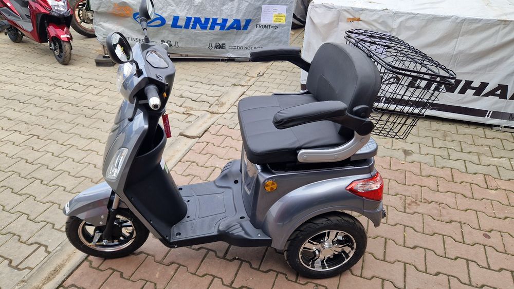 Triciclu Electric Volta Vm4 , batrani, handicap, dizabilitati scuter