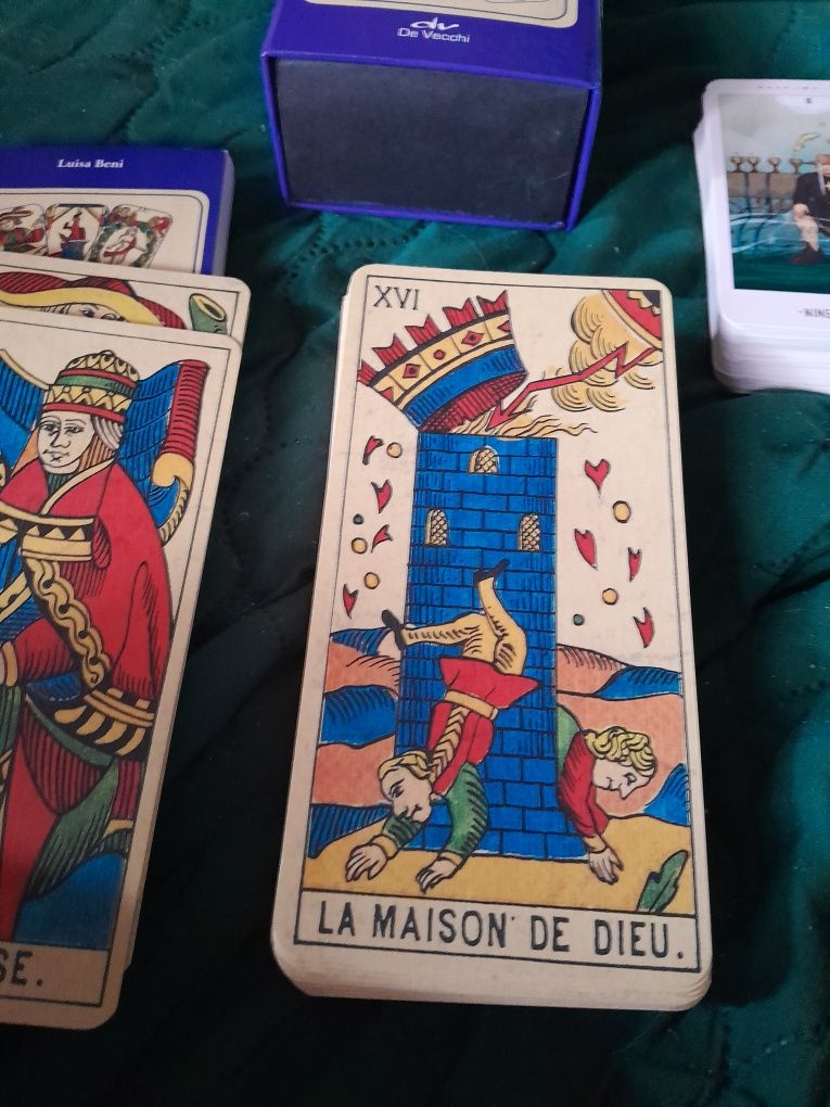 Rar Tarot de Marsilia format GIGANT,editie limitata,de colectie+CARTE